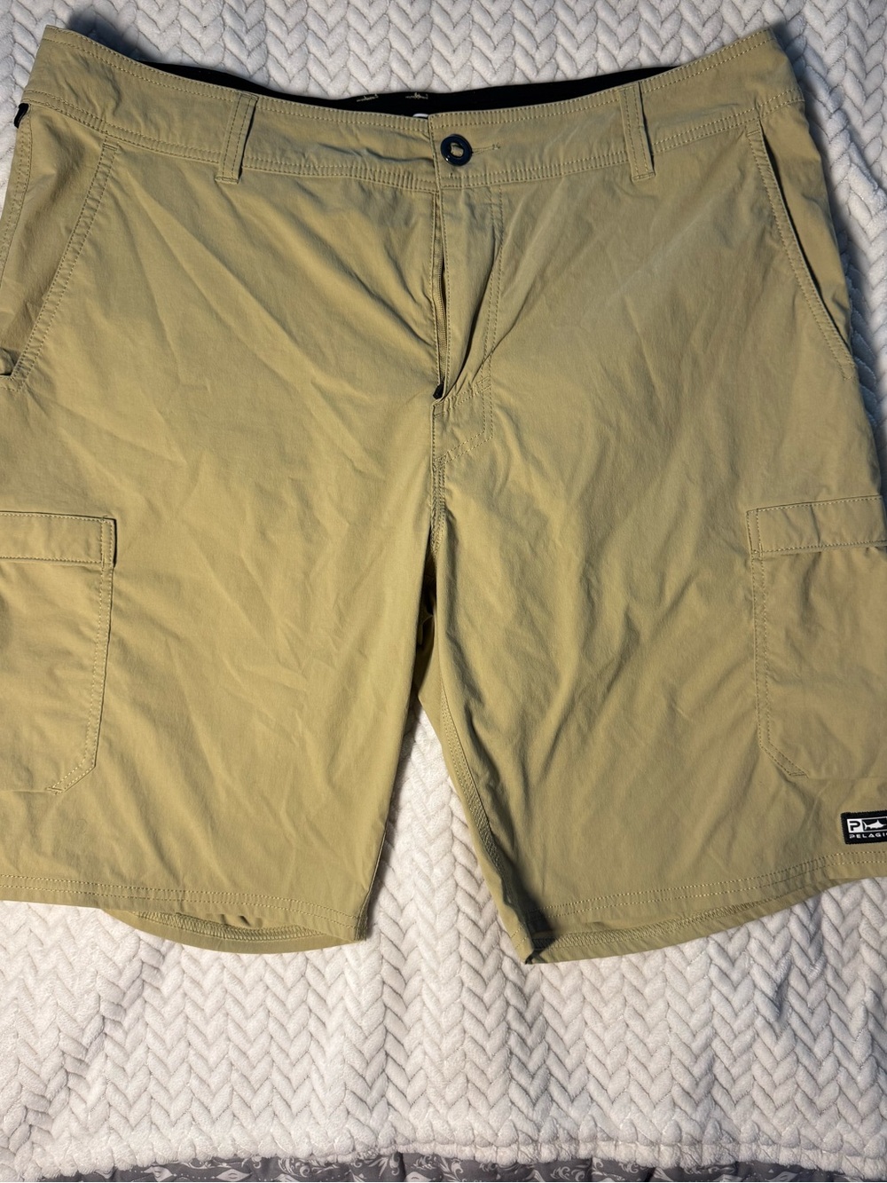 Pelagic Men's Cargo Shorts in Light Olive Green